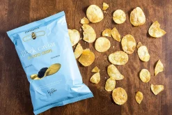 Chips black caviar