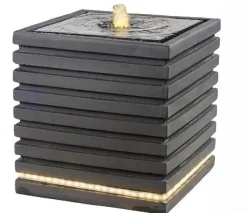 Fontein vierkant met ribbels