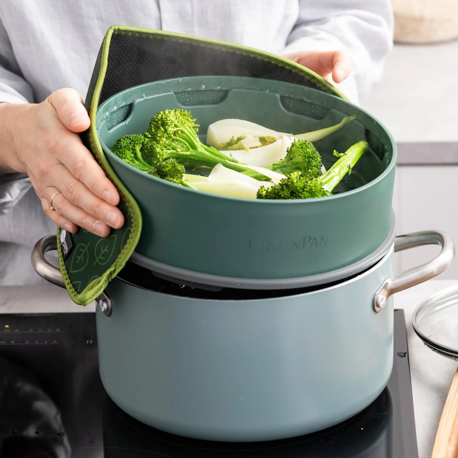 Green pan steamy green 24cm