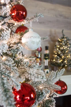 Kunstkerstboom Oslo flocked h225cm