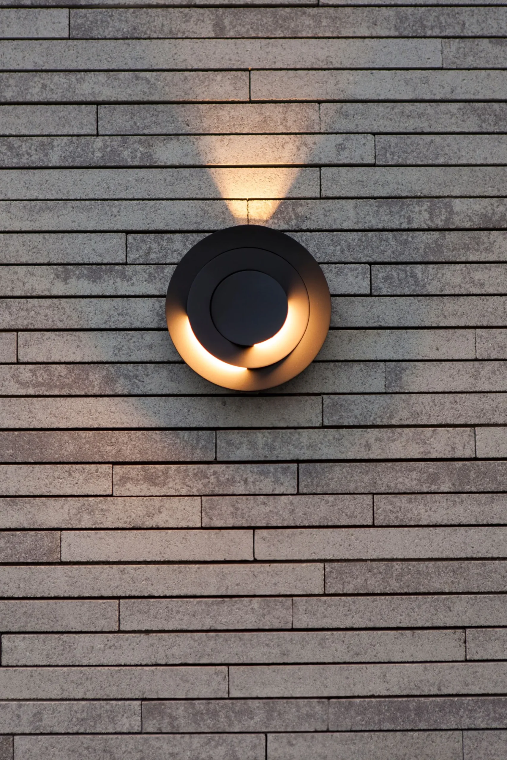 Moov wandlamp