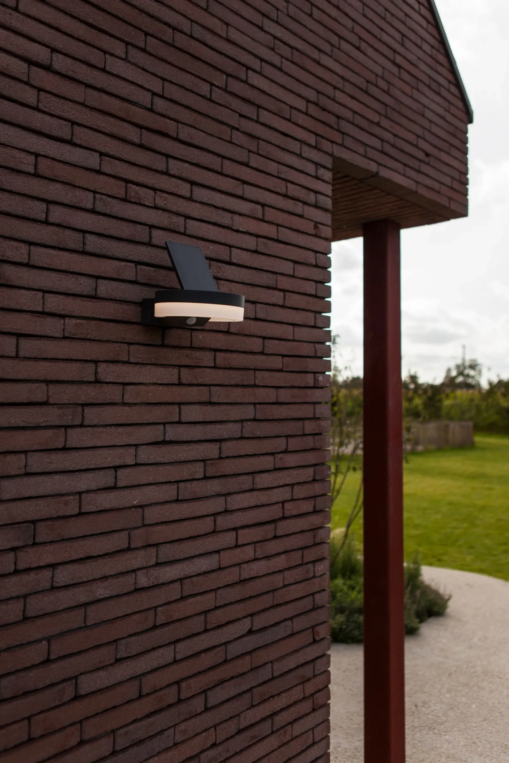 Runda solar wandlamp