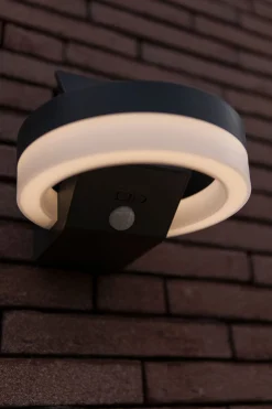 Runda solar wandlamp