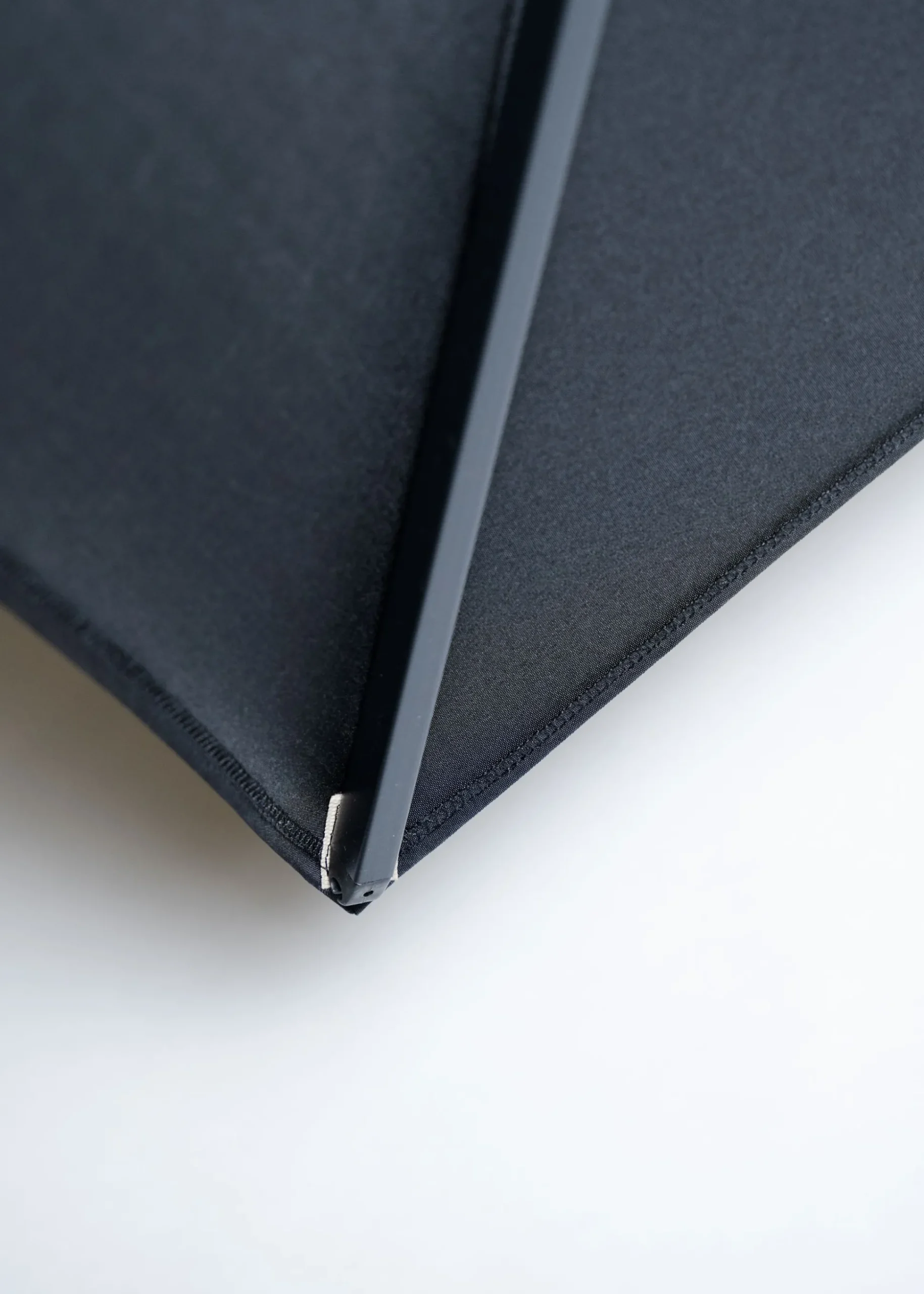 Zweefparasol Monterey antraciet-taupe